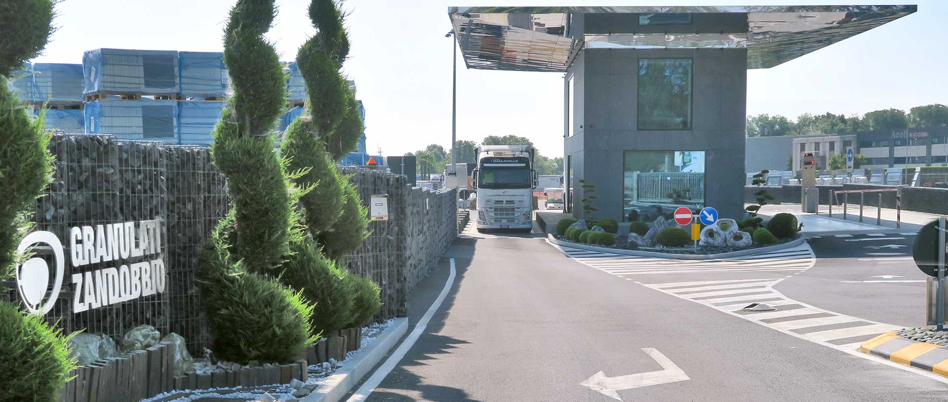 Gravelfix prodotto di Granulati Zandobbio logo leader nel settore dell'architettura del paesaggio